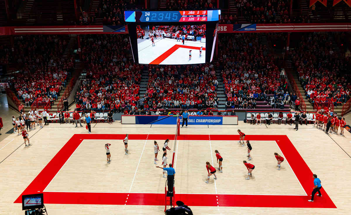 Wisconsin Badgers Women's Volleyball