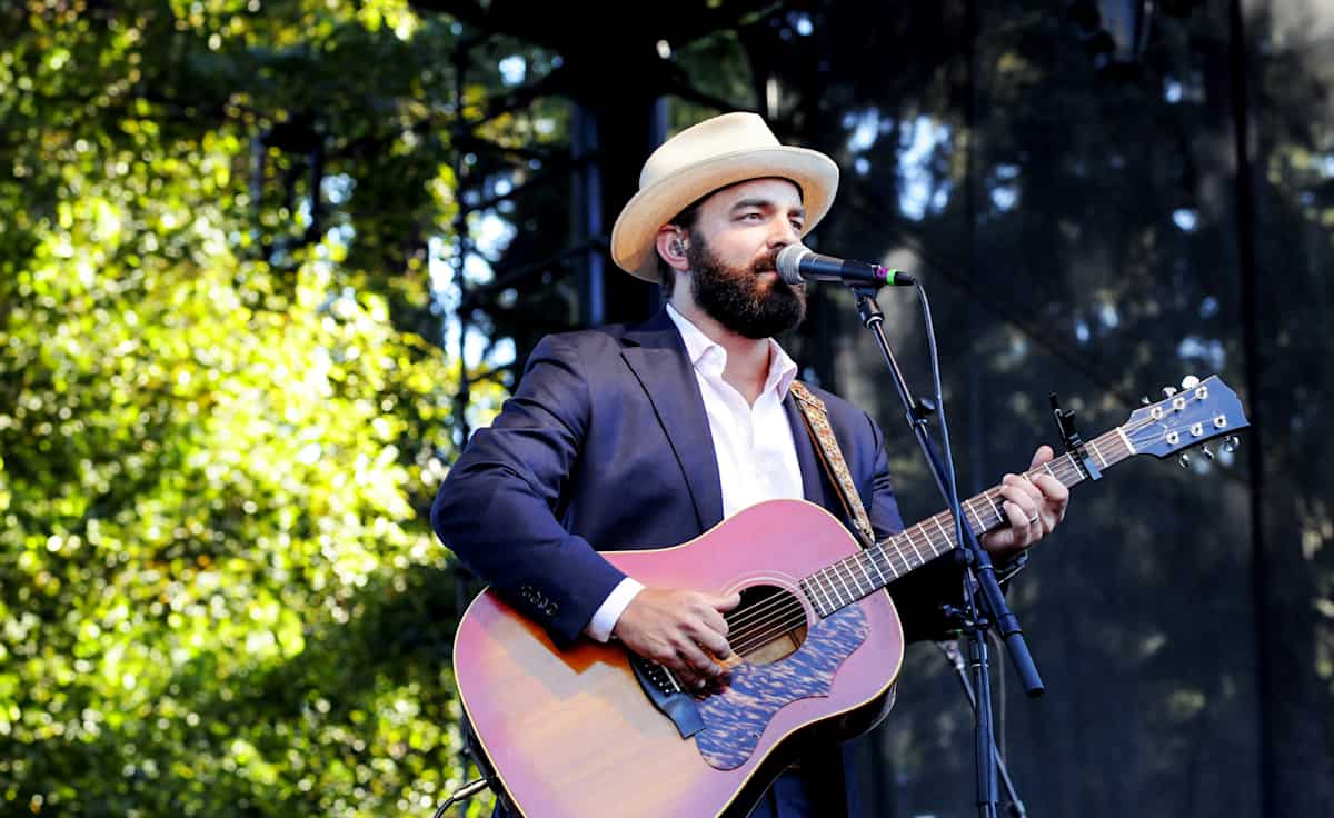 Drew Holcomb