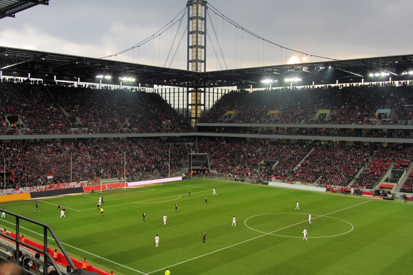Koop & verkoop Bayer 04 Leverkusen Tickets viagogo