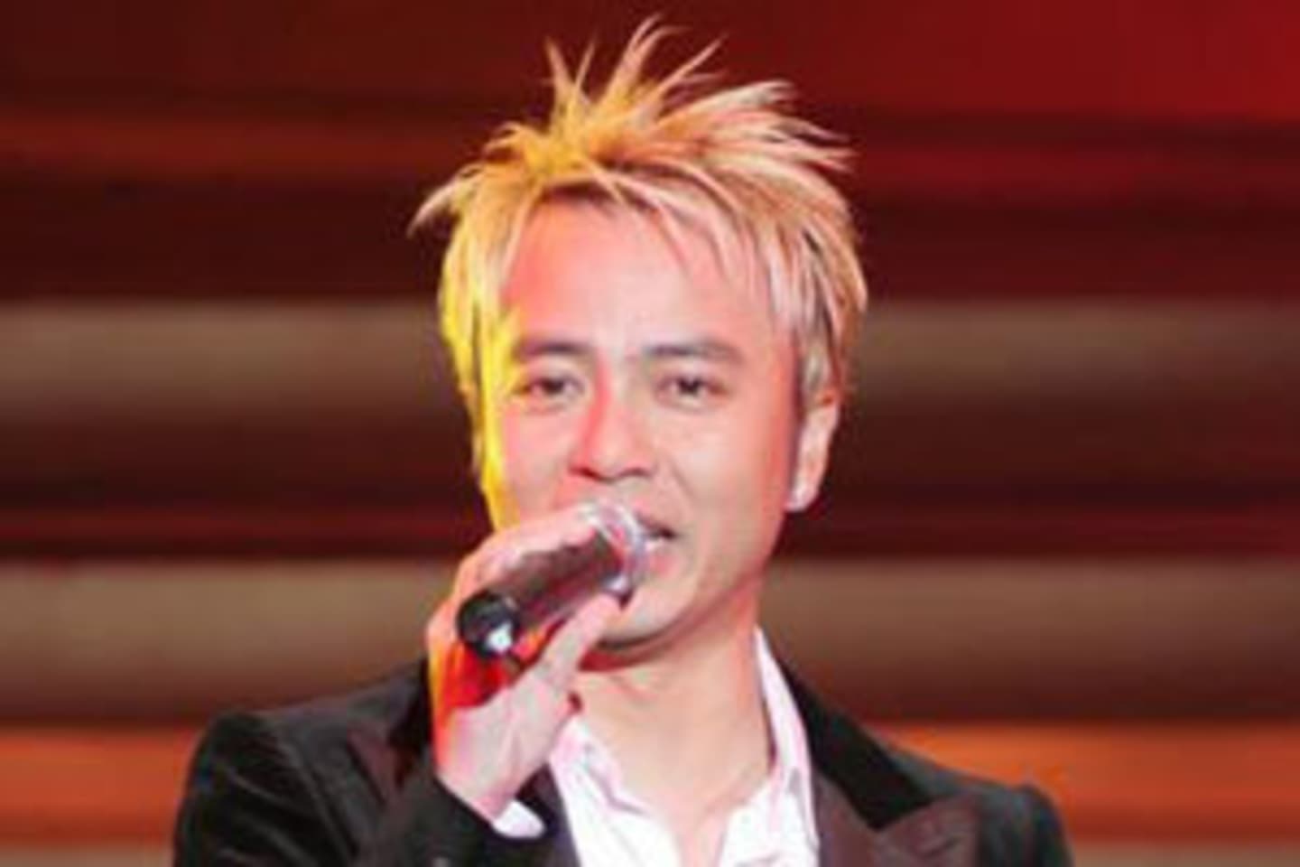 Hacken Lee 2024 Concert Tour Dates and Concert Tickets viagogo