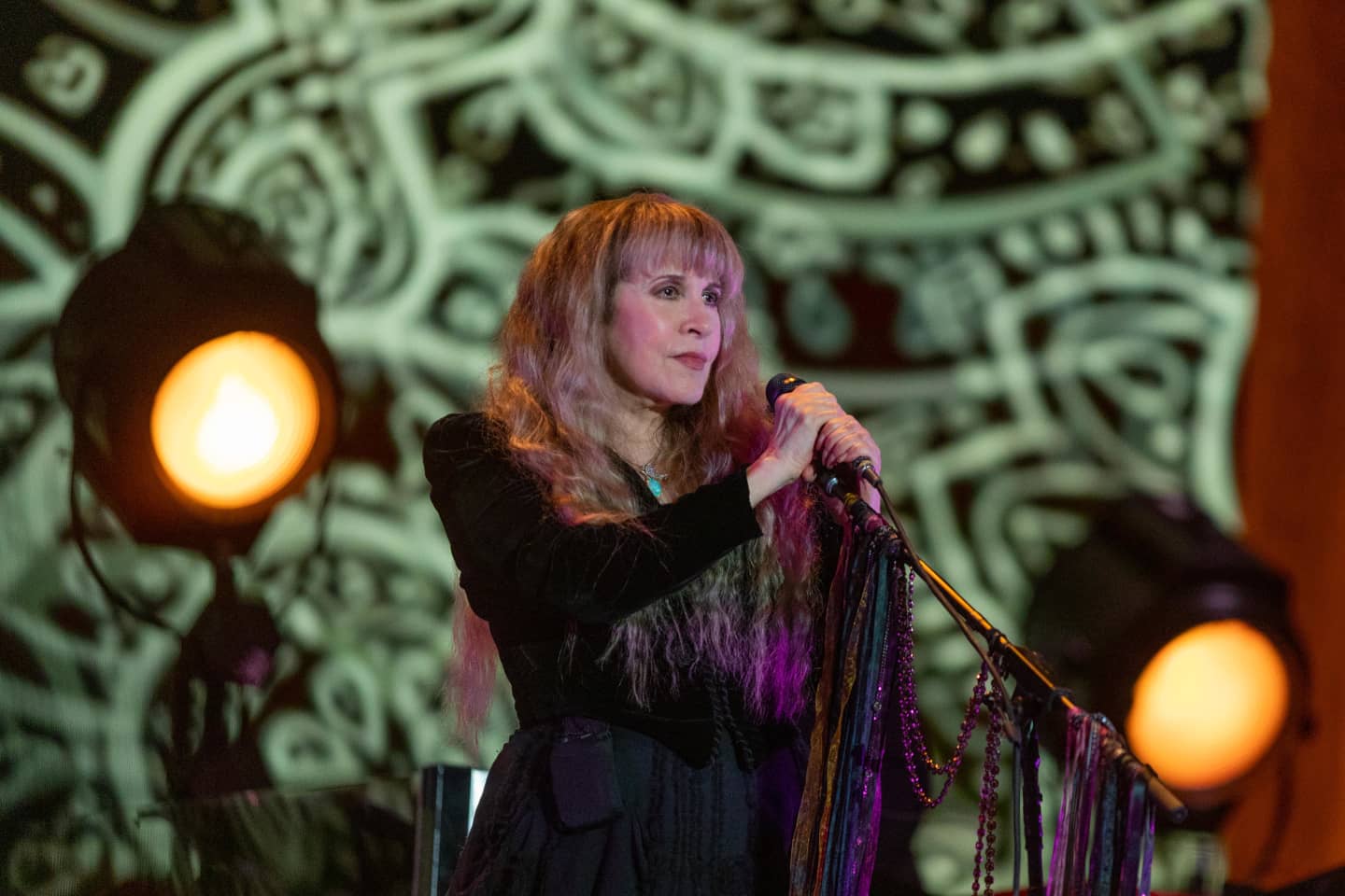 Stevie Nicks Tickets Stevie Nicks Tour 2025 and Concert Tickets viagogo