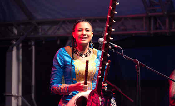 Sona Jobarteh & Band card