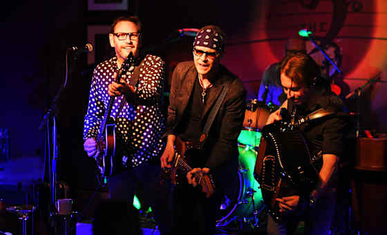 The BoDeans