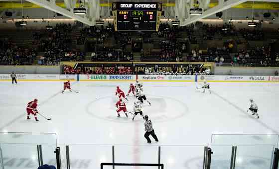 Sacred Heart Pioneers at Army Black Knights Men's Hockey