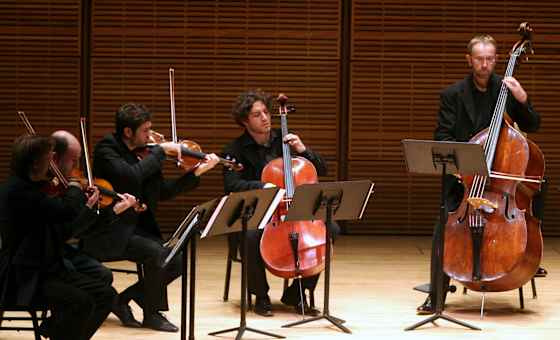 Scharoun Ensemble & Maxim Emelyanychev