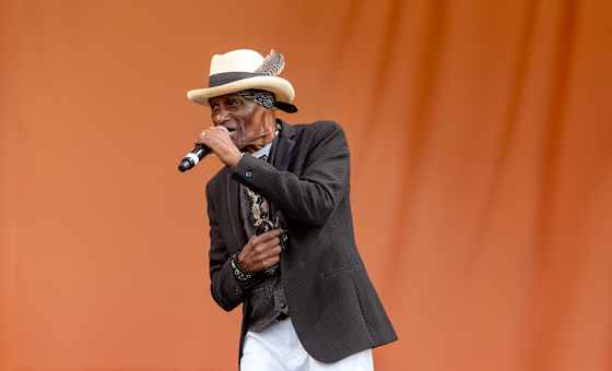 Cyril Neville with King Youngblood