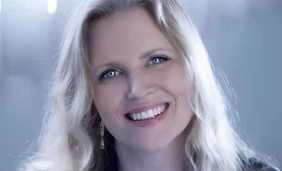 Tierney Sutton