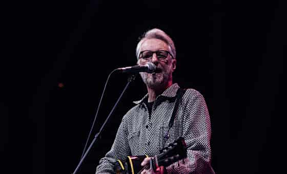 Squeeze with Billy Bragg