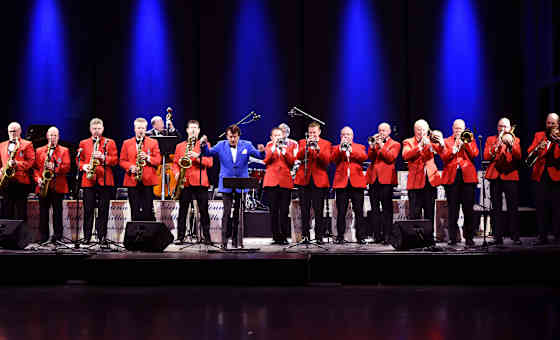 GLENN MILLER ORCHESTRA - directed by Uli Plettendorff card