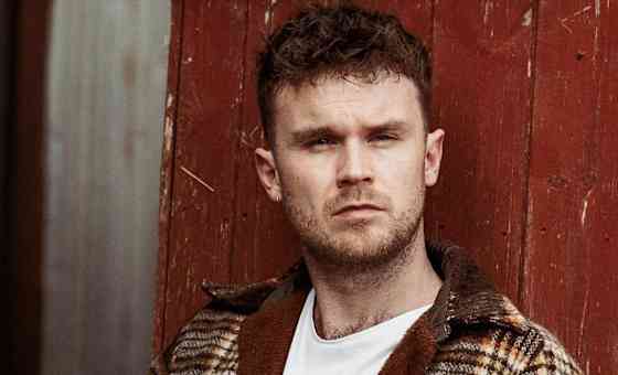 Sam Kelly