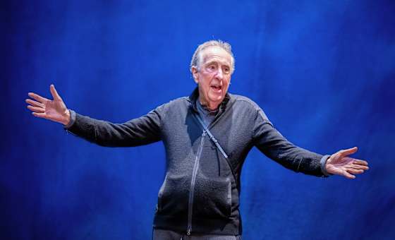 Eric Idle - Idle In Provence