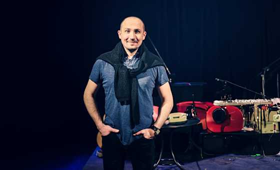 JIŘÍ KRHUT - TO NEVYMYSLÍŠ