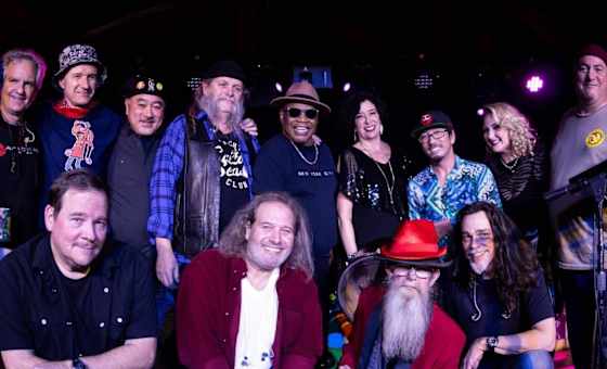 The Stinkfoot Orchestra, Terry Robb, Pojama People and Ike Willis Band
