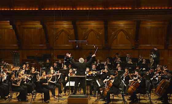 Boston Philharmonic Orchestra - Britten and Mahler