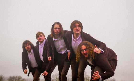 Banda AL9, The Burkharts