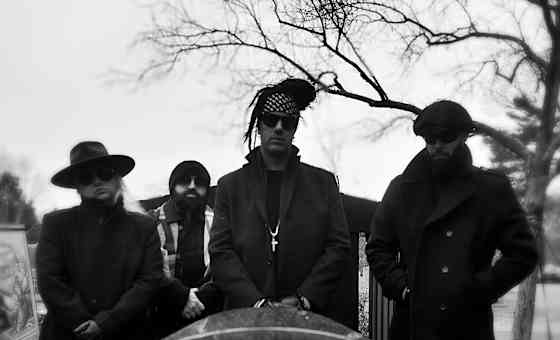 Wednesday 13 w/ Dead on a Sunday and Above Snakes