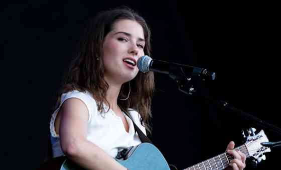 Isabel Dumaa @ Beat Kitchen