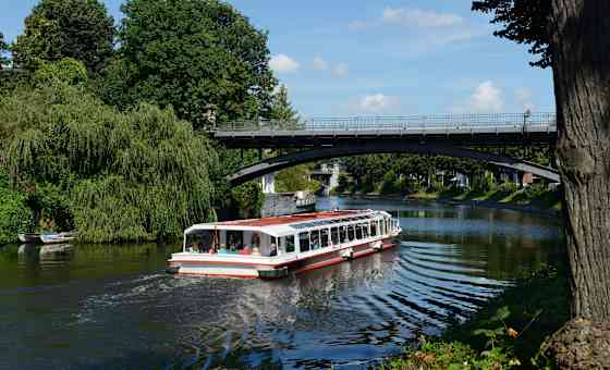 Alster-Kanalfahrt - Dampfschiff ST. GEORG