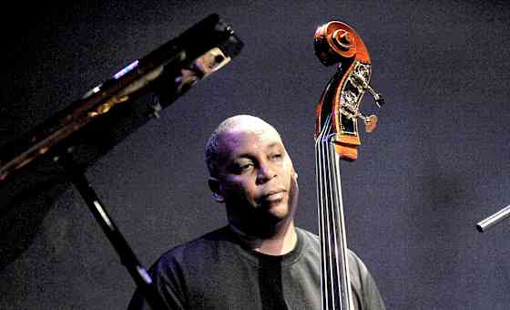 Santi Debriano