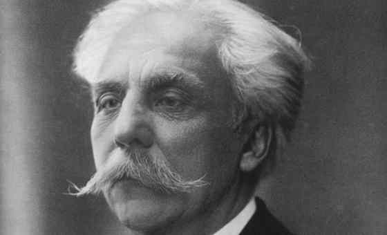 Gabriel Fauré – Requiem, by candlelight