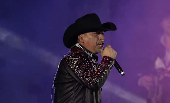 LA MAQUINARIA NORTEÑA & LOS PESCADORES DEL RIO CONCHOS