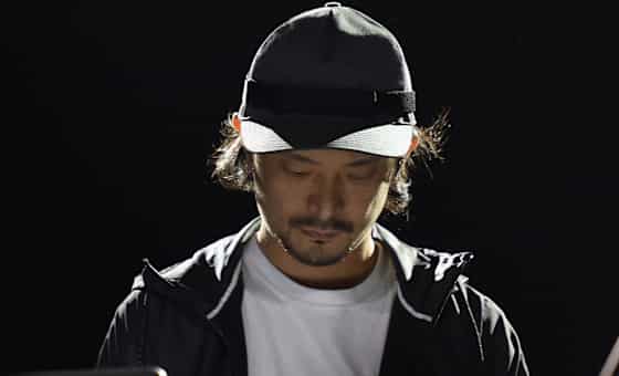 Nosaj Thing x Daito Manabe (live AV)