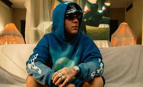 Kris R