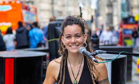 Laura Silverstone Live - Singer-Songwriter Night