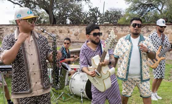 Conjunto Nuevo Amanecer, Código FN en Maplewood