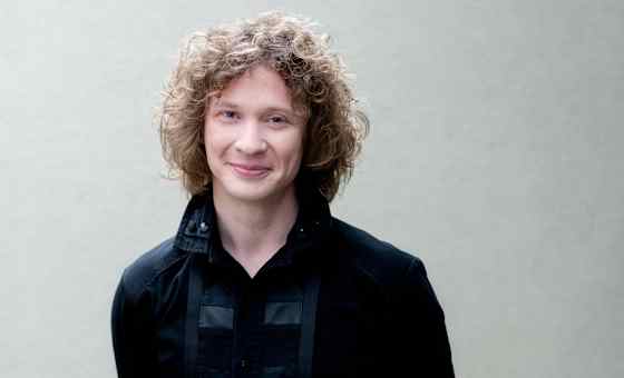 Santtu-Matias Rouvali - New York Philharmonic & Rachmaninoff's Symphonic Dances