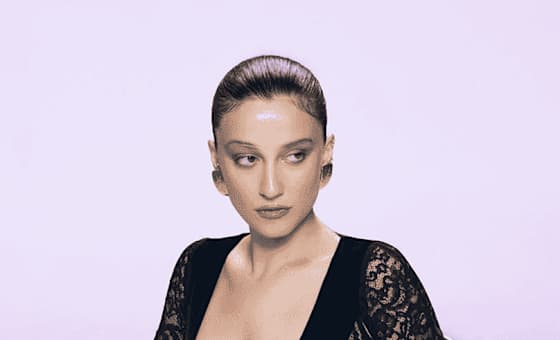 Melike Şahin card
