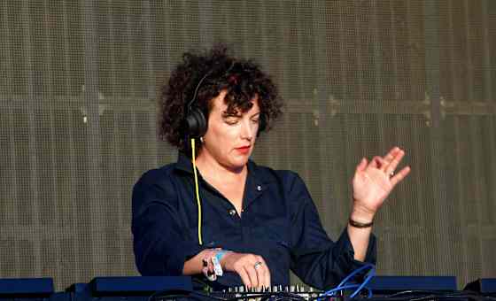 Annie Mac Before Midnight, The London Residency