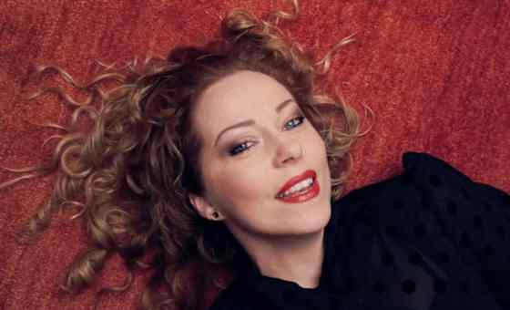 Anneke Van Giersbergen + Band - Echoes in November - Tour 2026