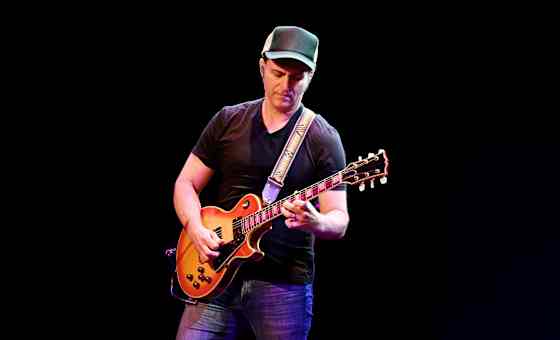 Dweezil Zappa