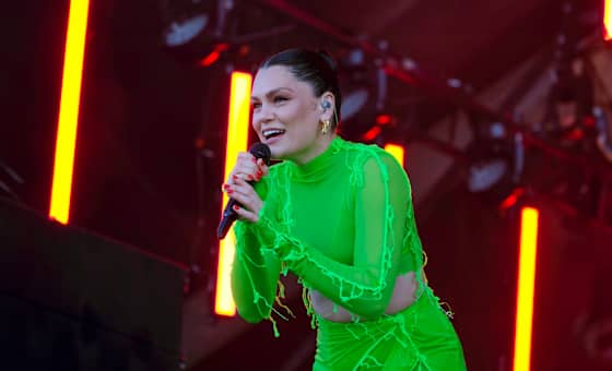 Jessie J @ St Paul's Cathedral