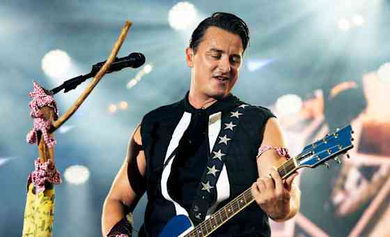 Andreas Gabalier - 10 Jahre Volks-Rock’n‘ Roller Unplugged card