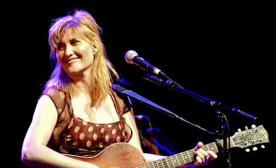 Eddi Reader