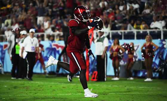 South Florida Bulls at Florida Atlantic Owls Football