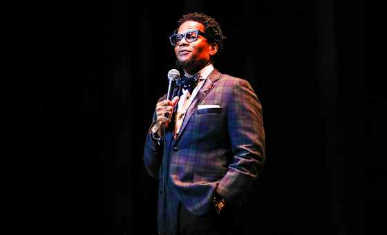 St. Louis County Library Foundation Presents D.L. Hughley