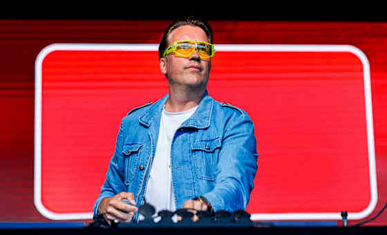 DJ ANTOINE - The Future Is Back