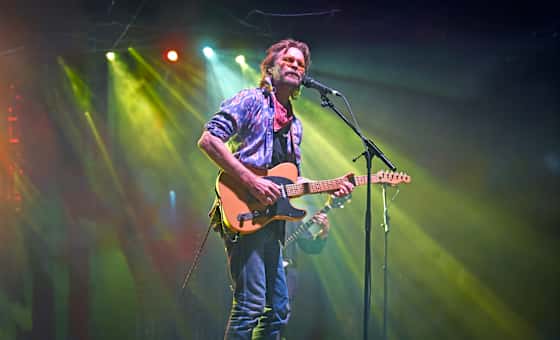 Hiss Golden Messenger with Sam Amidon