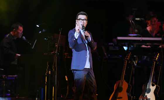 Jonathan Lee