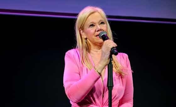 Caroline Rhea
