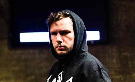 MC BOMBER - Die seriöse Tour card