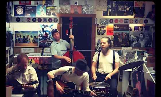 Buffalo Wabs & The Price Hill Hustle with Peach Ice Cream Bluegrass