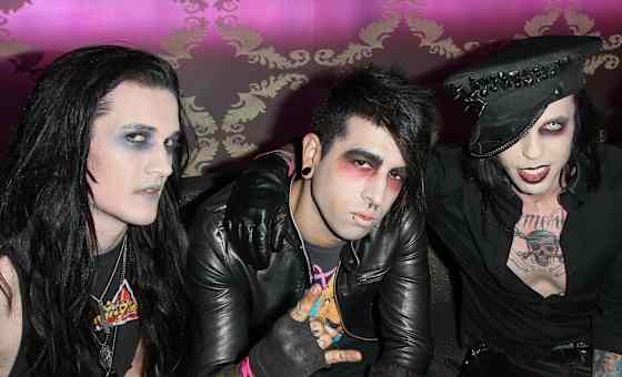 Vampires Everywhere!