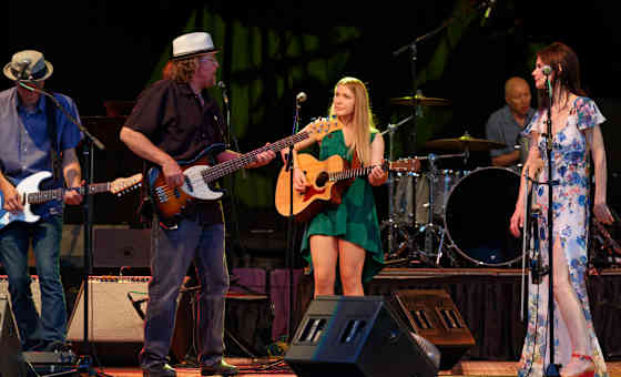 10,000 Maniacs