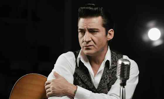 Tribute To Johnny Cash - Man In Black
