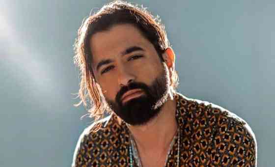 Koray Avci card