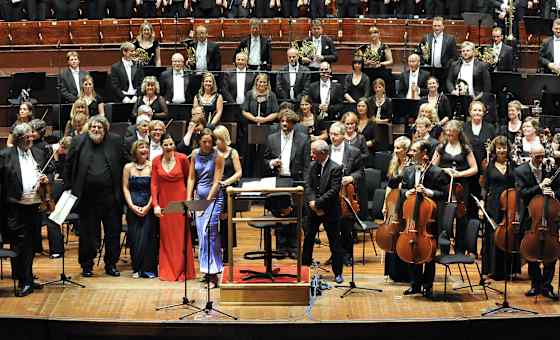 Royal Scottish National Orchestra: A. Vinnitskaya - T. Sondergard